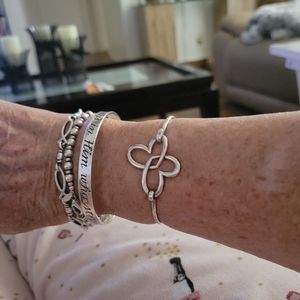 James Avery * Retired * Connected Hearts Butterfly Bracelet